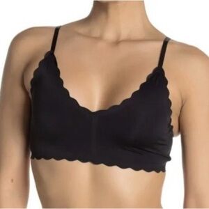 Shimera bralette with scalloped trim, black, size L